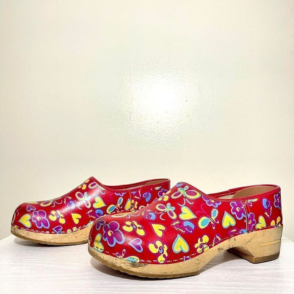 Sanita Size 36 Wooden Mule Clogs Red Hearts Butterfly Floral Danish Cottagecore